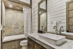 Lower Level King Bathroom For Bedroom